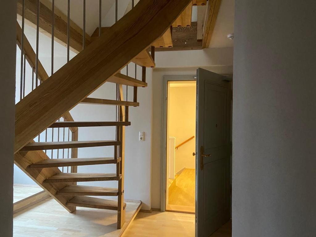 Stadtpalais Bellevue-Suite 3- Zimmer- Maisonettewohnung Mit Dachterrasse Maximal 4 Personen Bautzen Luaran gambar