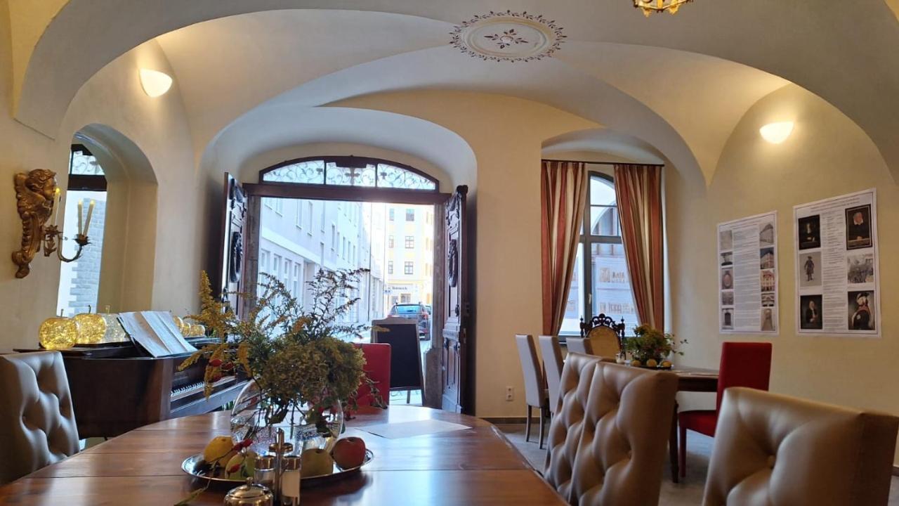 Stadtpalais Bellevue-Suite 3- Zimmer- Maisonettewohnung Mit Dachterrasse Maximal 4 Personen Bautzen Luaran gambar