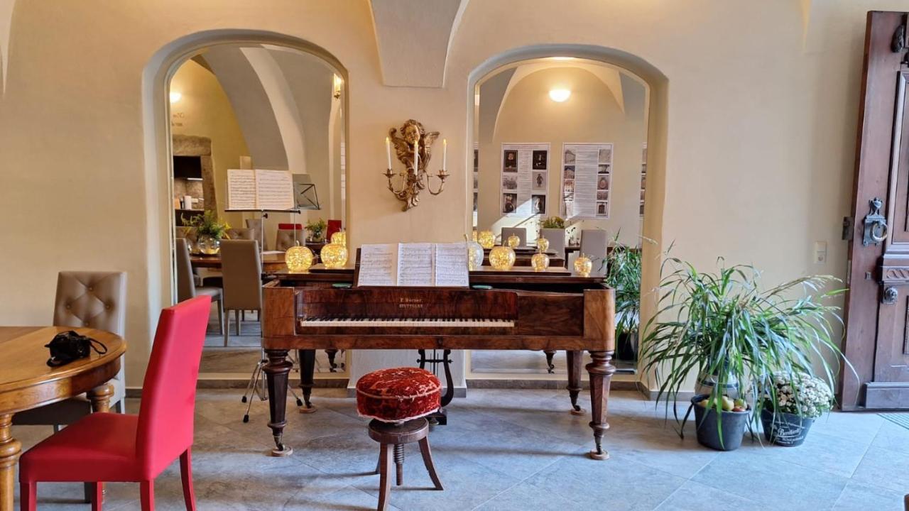Stadtpalais Bellevue-Suite 3- Zimmer- Maisonettewohnung Mit Dachterrasse Maximal 4 Personen Bautzen Luaran gambar