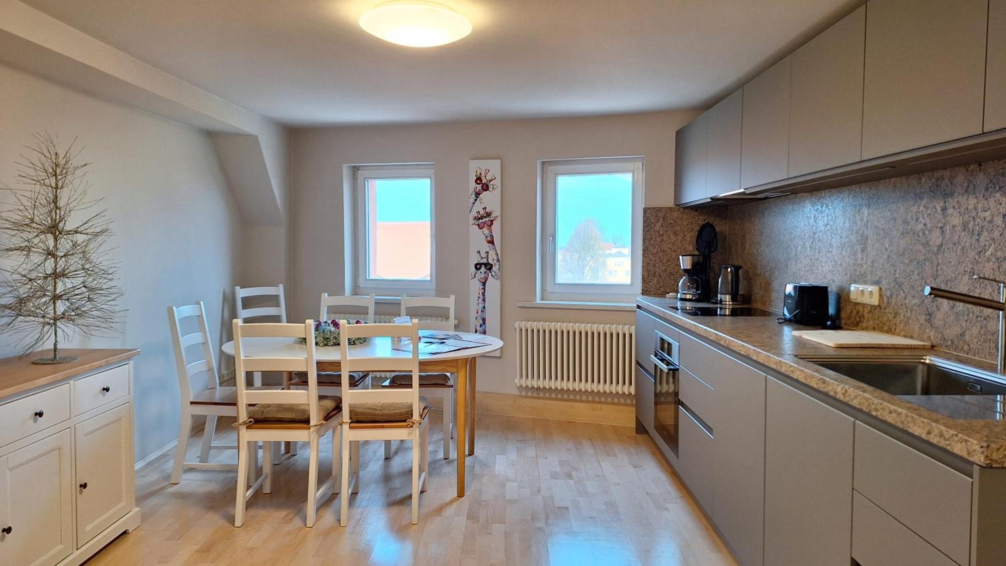 Stadtpalais Bellevue-Suite 3- Zimmer- Maisonettewohnung Mit Dachterrasse Maximal 4 Personen Bautzen Luaran gambar
