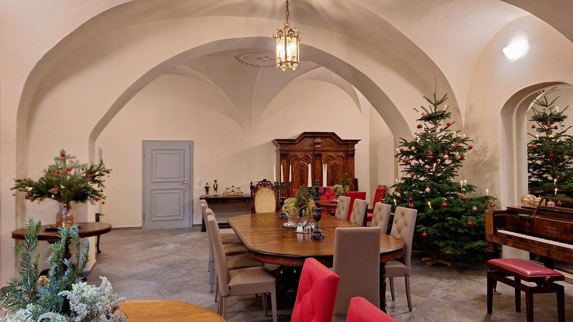 Stadtpalais Bellevue-Suite 3- Zimmer- Maisonettewohnung Mit Dachterrasse Maximal 4 Personen Bautzen Luaran gambar